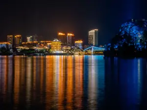 ฉากยอดฮิตยามค่ำคืนยอดนิยมในถงหลู่