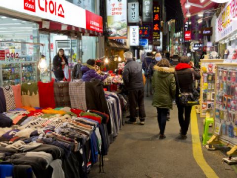 高雄飛釜山的時間