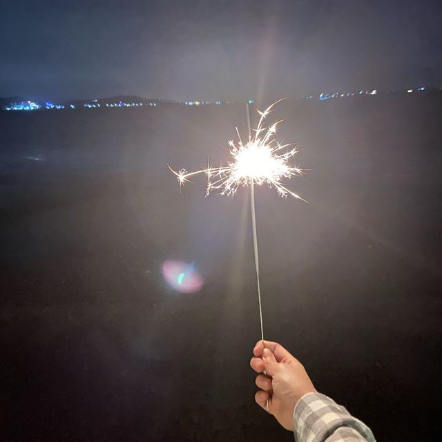 바다보면서 낭만적인 글램핑할 사람?