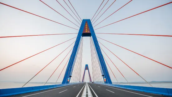 T-shaped Bay Bridge