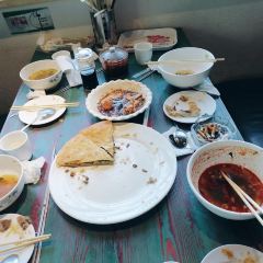 奔跑的肉饼子特色餐饮(锦福小区店) User Photo