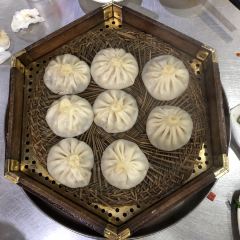 Xi an Jiasan Stuffed With Juicy Pork Baoziguan 여행 사진