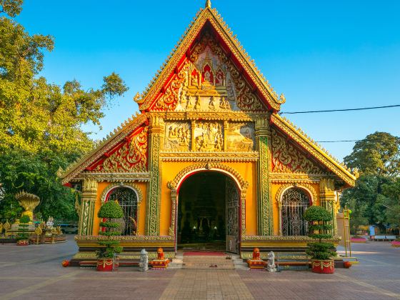 Wat Si Muang