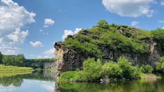 Zhalantun Moon Town Longwan Rafting