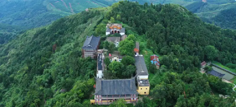 Echarm Properties in Lujiang