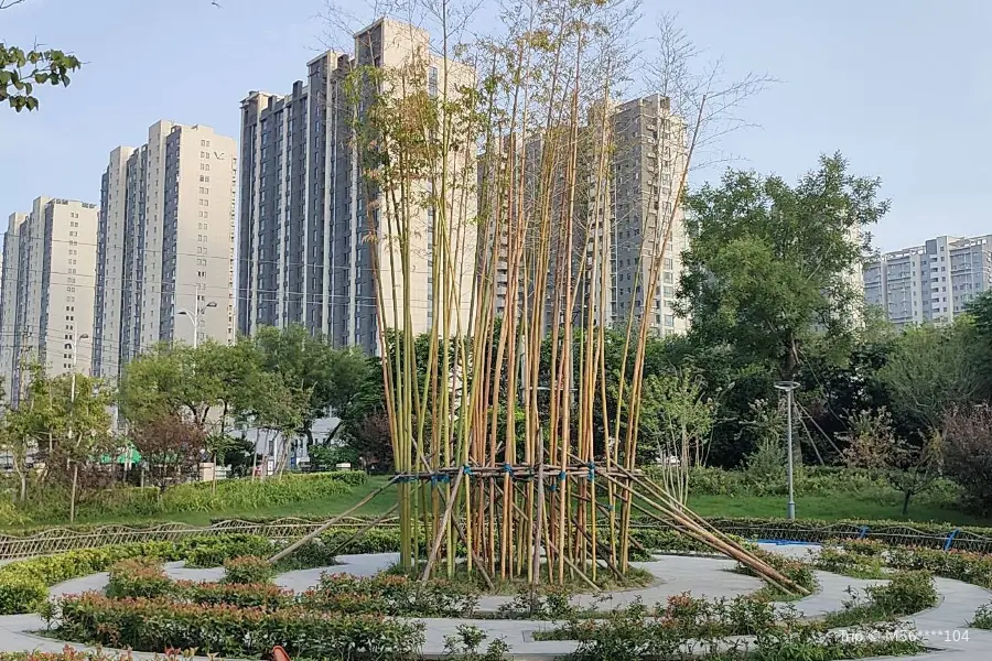Xiangyang Park