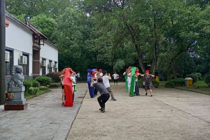 金汤白云山庄