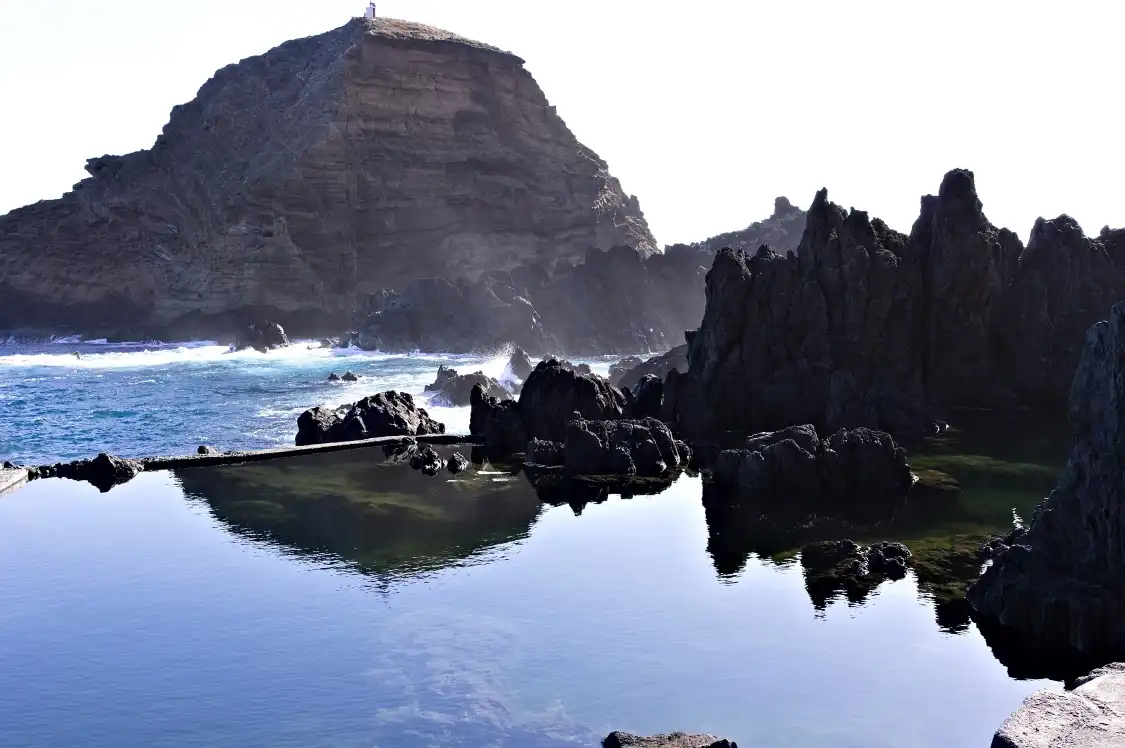 Hotels near Porto moniz
