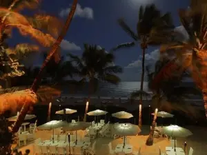 Deep Oceanfront Restaurant and Bar