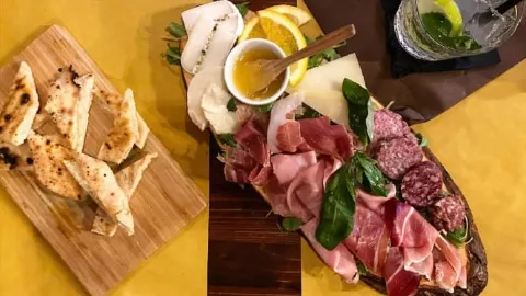 Decanter Wine and More in Naples