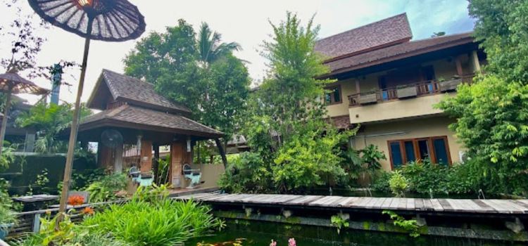 Baan Rai Yam Yen