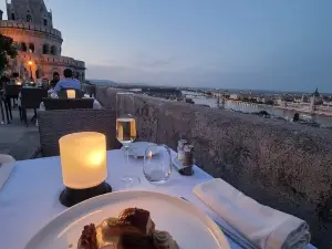 Halaszbastya Restaurant