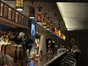 AVIATION飛行威士忌雞尾酒吧