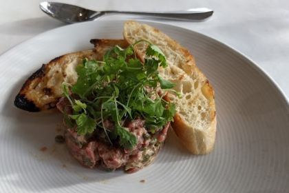 Russell's on Lake Ivanhoe