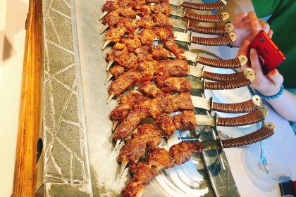漫步丝路餐饮