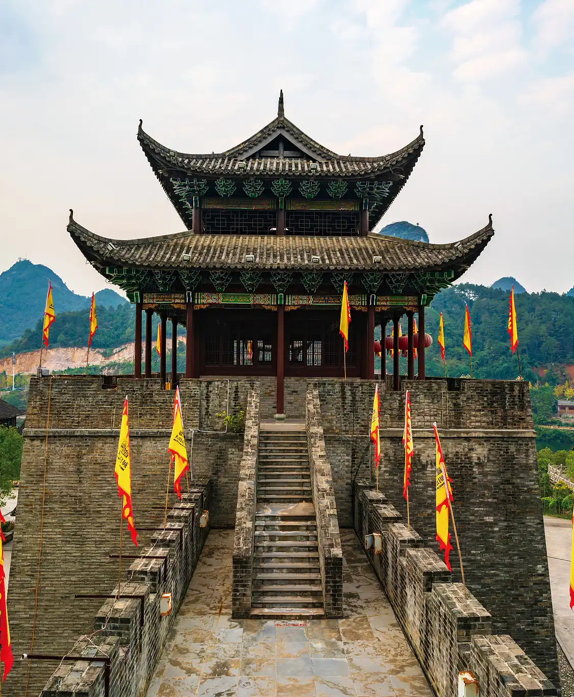 Hotels near Ming Paradise