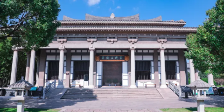 漢廣陵王墓博物館