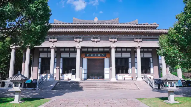 漢廣陵王墓博物館