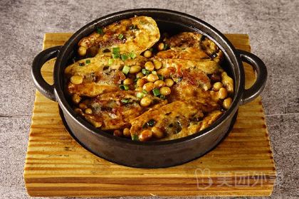 自然悠闲农庄·脆皮烧鸡·山坑鱼