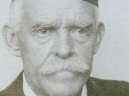 On Paths Untrodden Georg Schweinfurth and His Significance for the Collections of the Staatliche Museen zu Berlin