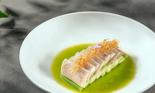 YANLAIXUAN
