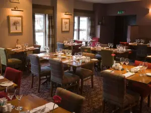The Angus Hotel