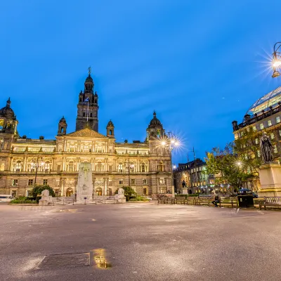 Glasgow Korean War Monument周辺のホテル