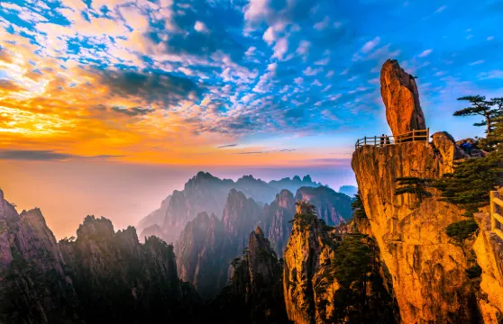 黃山風景區山頂餐飲大小同價