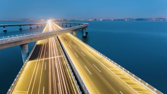 跨海大橋+膠州灣隧道+金沙灘一日【明星導遊帶團，市區可接】