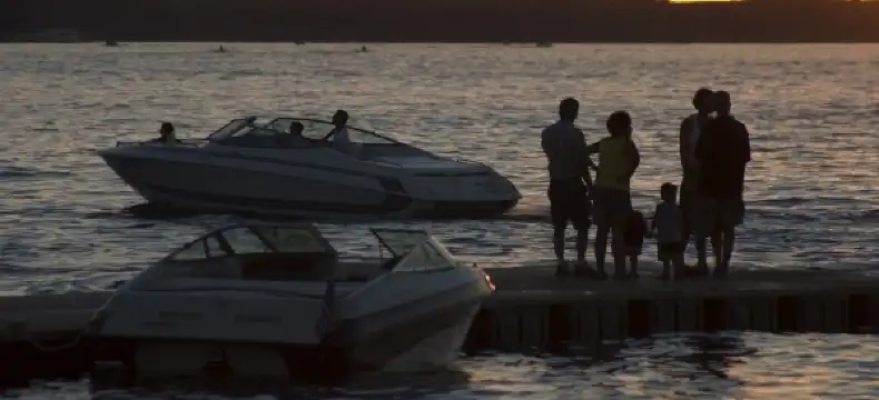 アメリカアイオワ州で、ジムのあるホテル