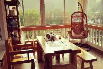 HOU AN CUN KE ZHI GU