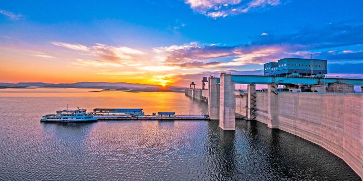 Danjiangkou Dam Scenic Area
