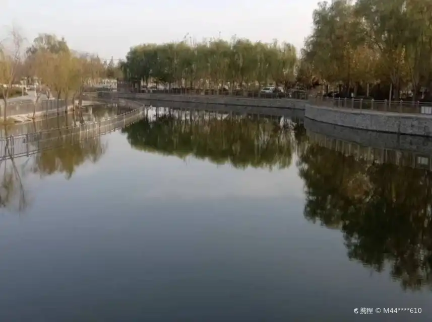 Các khách sạn gần Dongzi Park