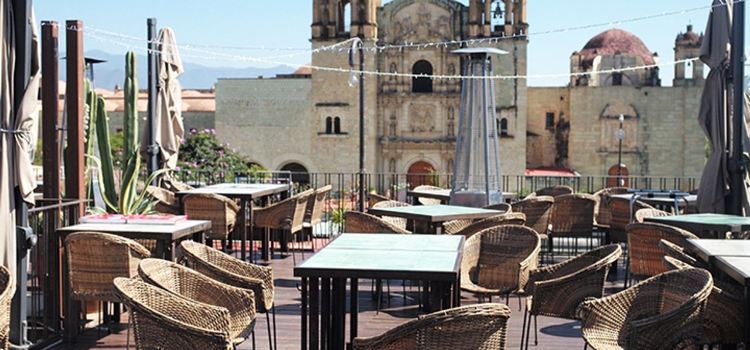 TERRAZA LOS AMANTES
