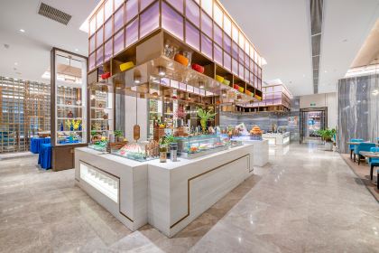 裕华铂金酒店西餐厅