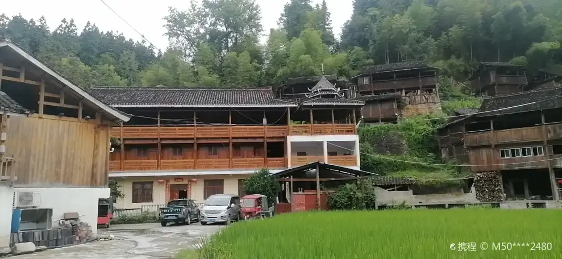Hotels near Gaozeng Dongzhai