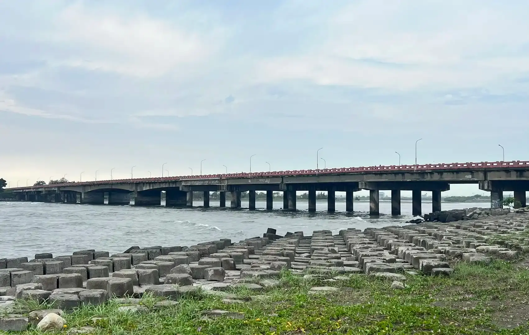 Hotels near Sicao Bridge