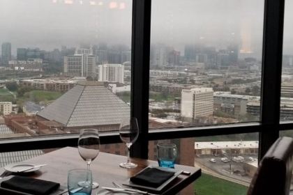 SĒR Steak + Spirits