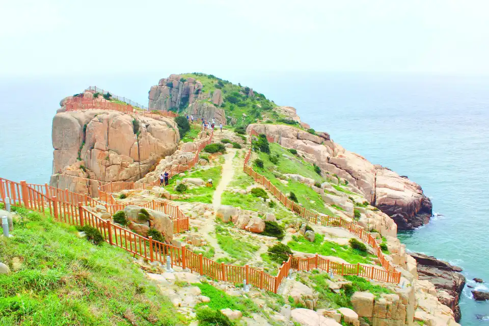 2_Dongya Cliff