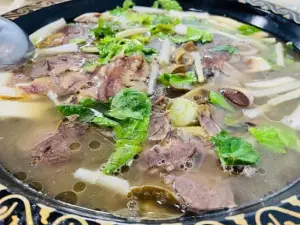 尚品牛味汤锅火锅(康定总店)