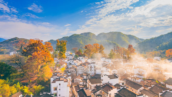 Fall Foliage Sightseeing in Shangrao