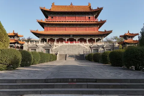 Chun Qiu Lou