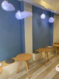 藍天白雲 CAFE 「落雨又有乜好怕？」