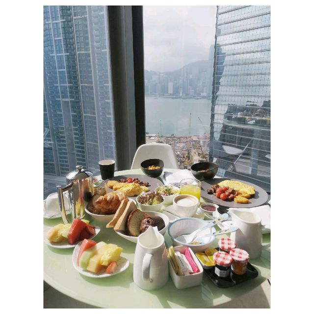 W HK 寵物酒店 由Staycation進化到Dogcation🐶