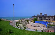 Qijin Coastal Park