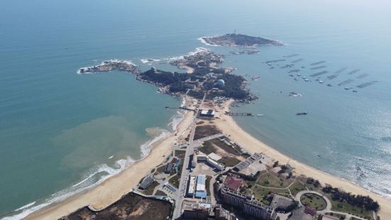 遮浪半岛是红海湾与碣石湾交接处突入海的一个半岛,素称“粤东麒