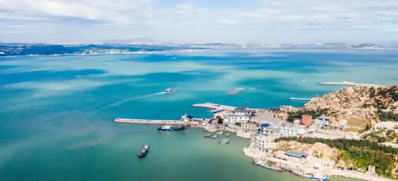 鄰近藍海灣的酒店