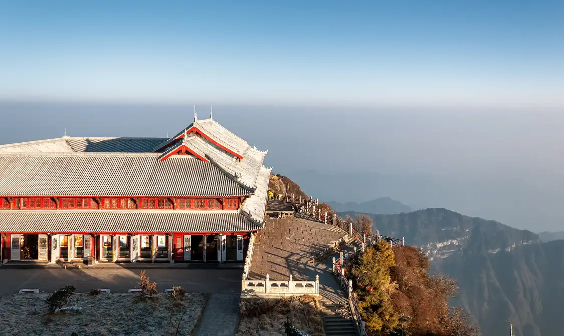 Hotels near Woyun Nunnery