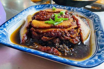 Baodaofengdonglixia Farm Family Resort