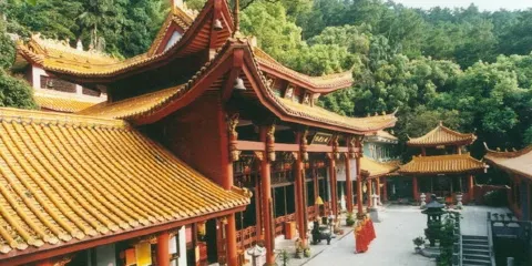 桂平西山風景名勝區-龍華寺